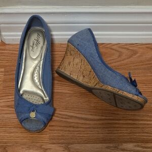 Dexflex Comfort 7 1/2 Canvas Blue Wedge Peep Toe Bow Shoes 7.5
